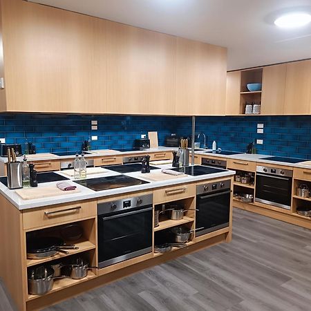 Hostel Urbanz Christchurch Exteriér fotografie The kitchen at the University of New South Wales